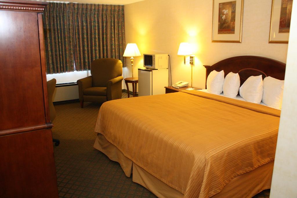 Quality Inn Shenandoah Valley New Market Room photo